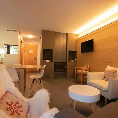 Casa vacanze Residenz Montfort C3 Sivi150 In And Out Siviez